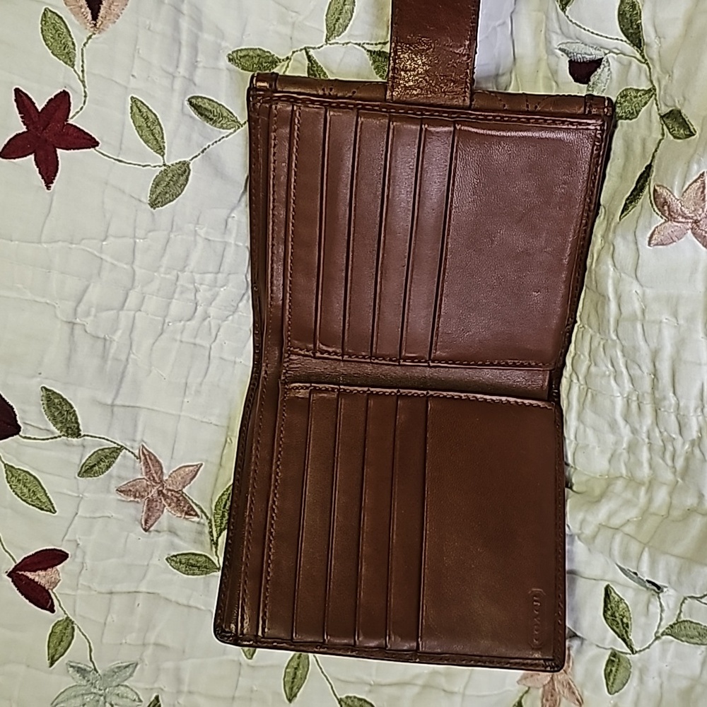 Coach Signature Leather Wallet - Picture 4 of 17